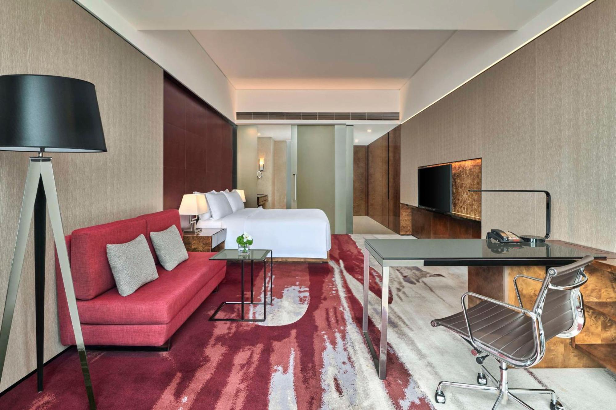 Hilton Guangzhou Tianhe - Free Shuttle Bus And Registration Counter Available During Canton Fair Period Bagian luar foto
